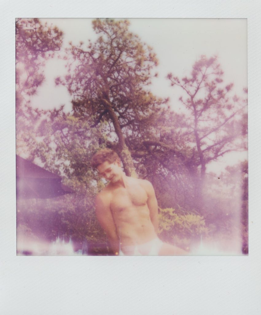 007 Polaroid