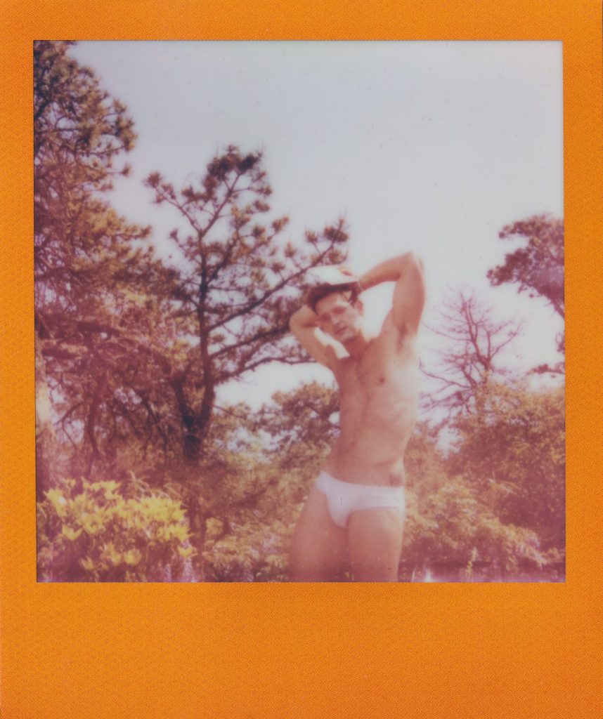 016 Polaroid