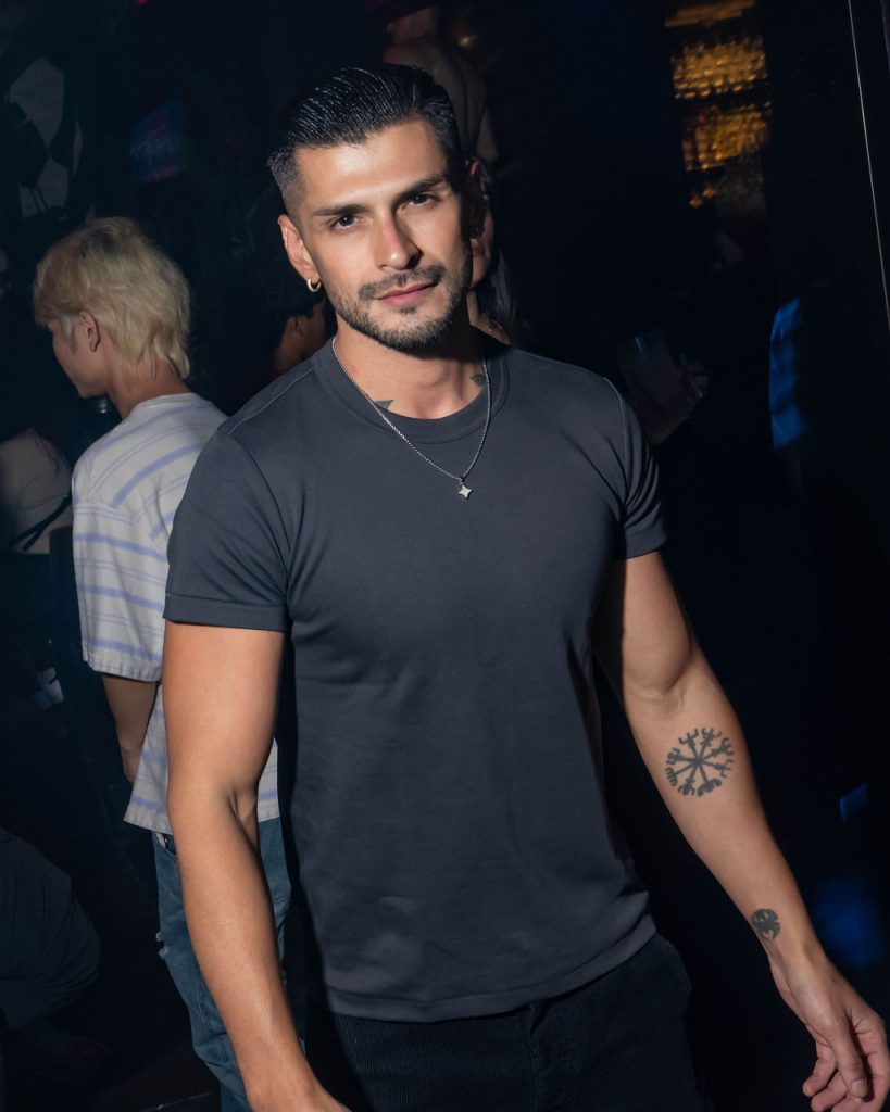 A7V06936 2