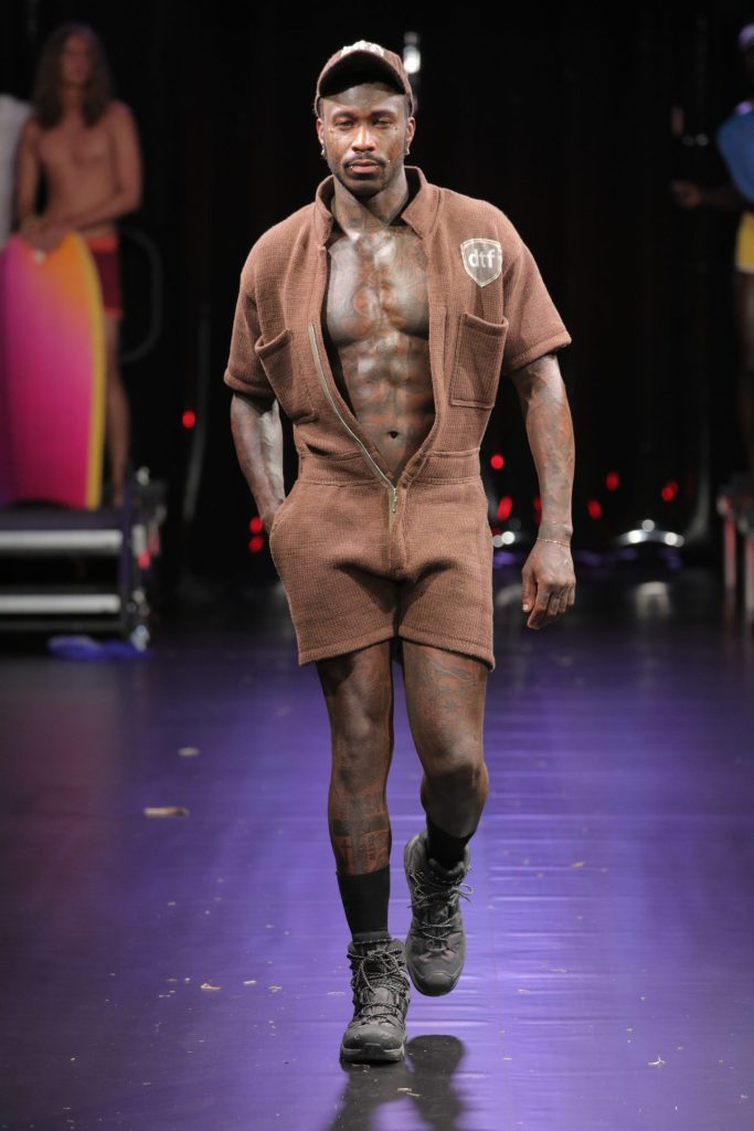 Look 34 DTF Driver Grindr x Rainbow Wool I Wool Survive Designed by Michael Schmidt