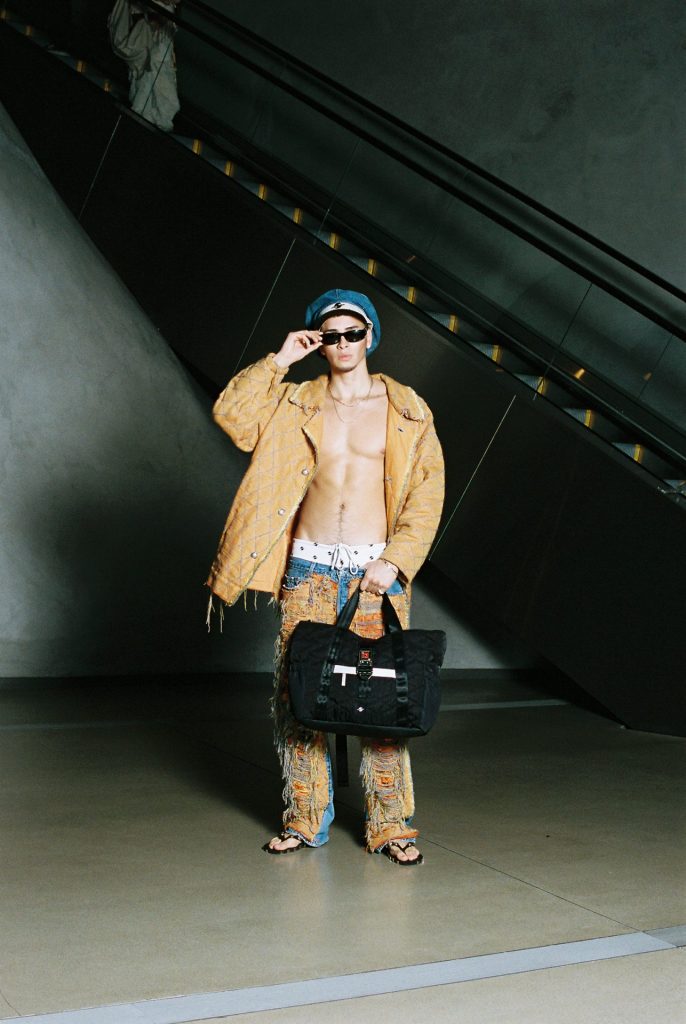 Look10