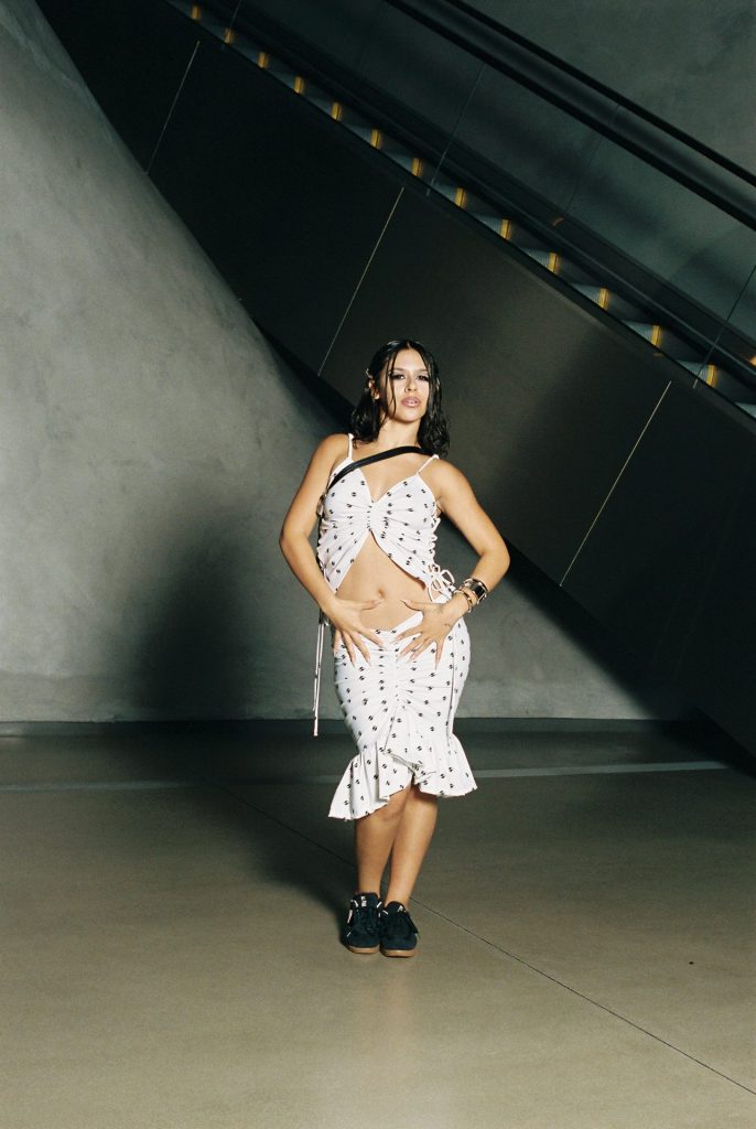 Look2