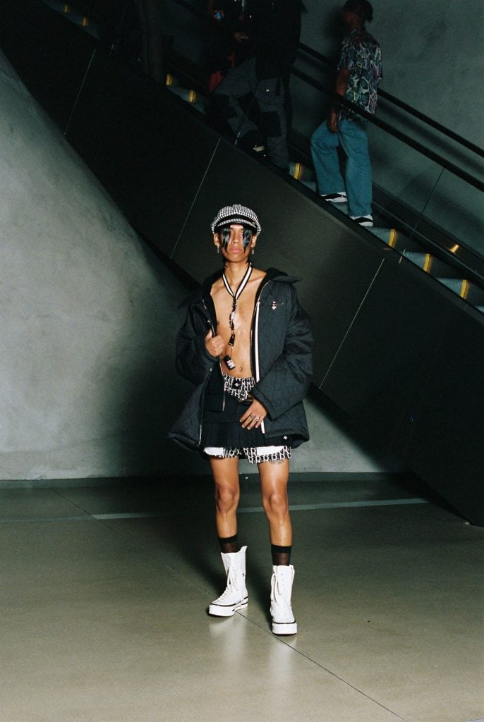 Look8