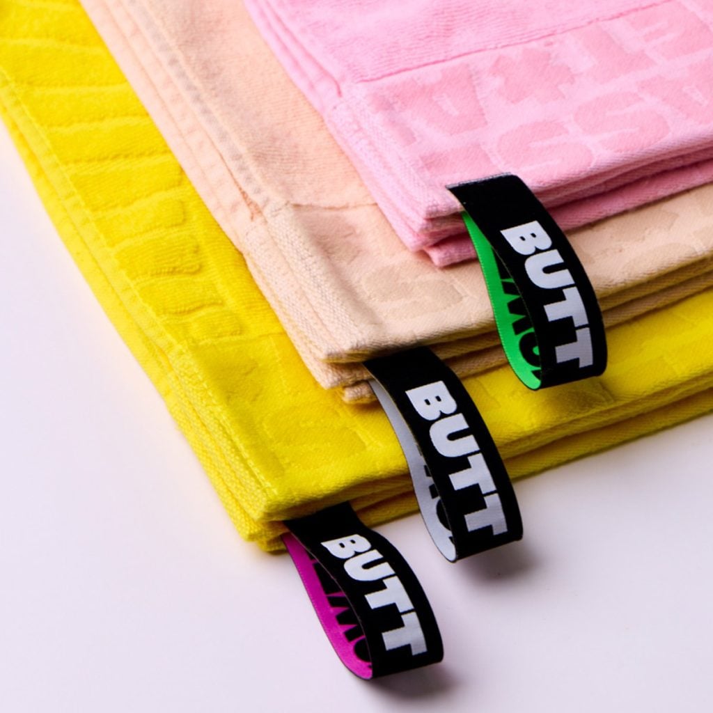 asset butt towel Loop 2