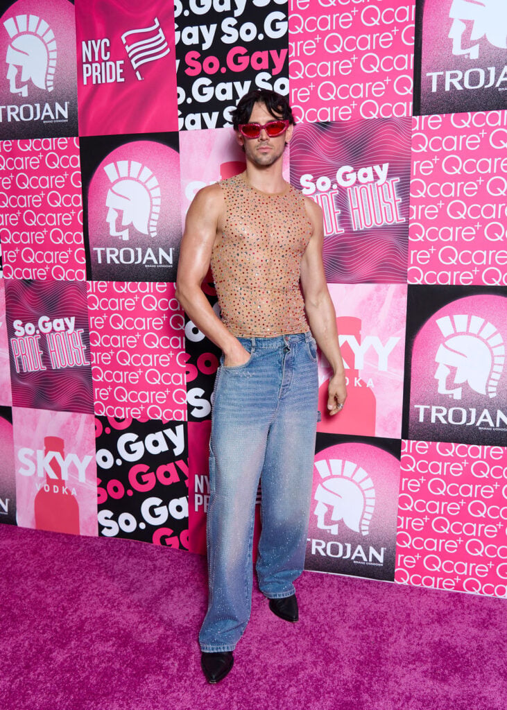 SO.GAY PRIDEHOUSE 204