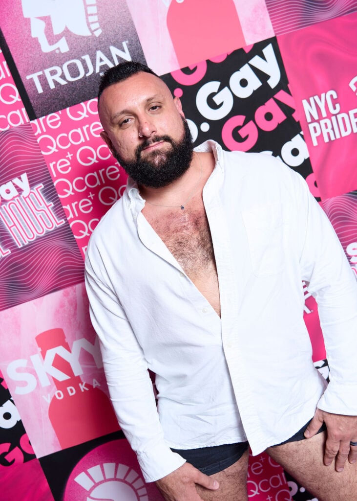 SO.GAY PRIDEHOUSE 527