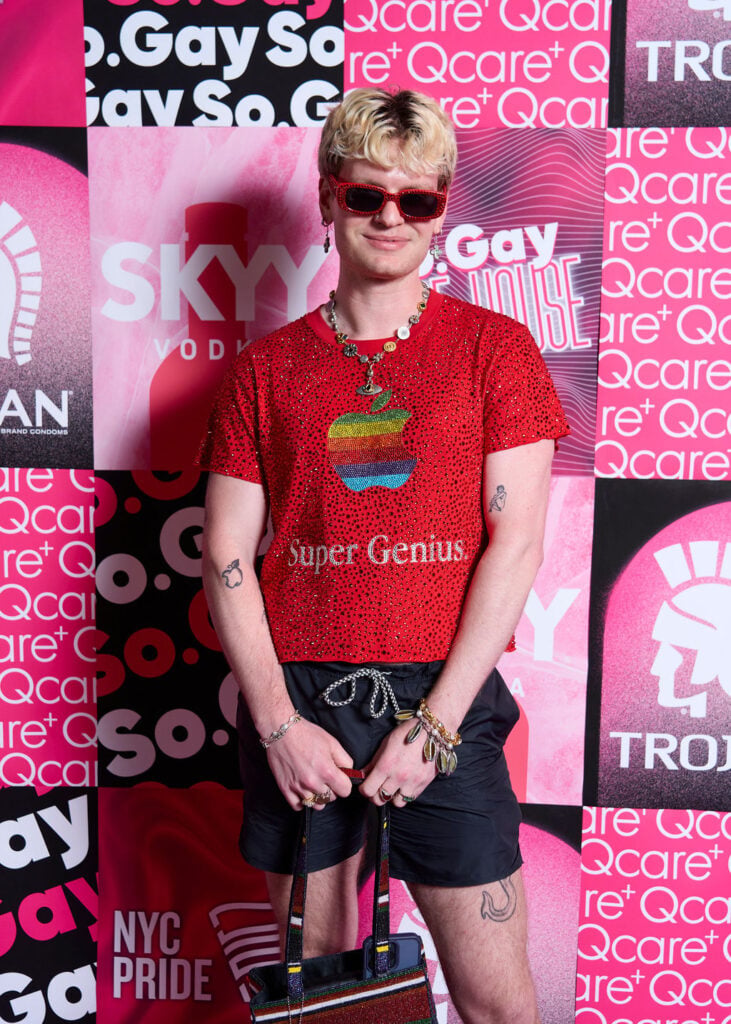SO.GAY PRIDEHOUSE 700