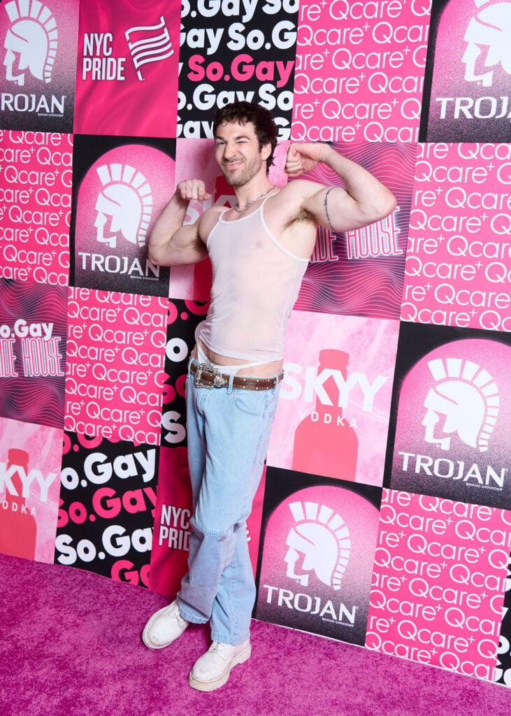 SO.GAY PRIDEHOUSE 835